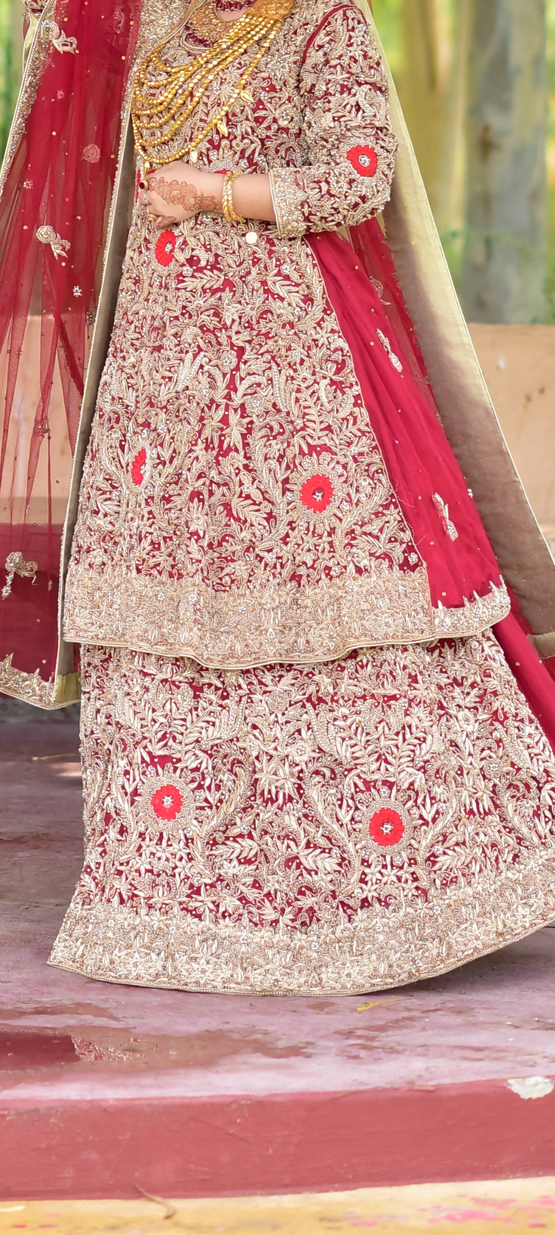 Luxurious Red Lehnga Dupatta Wedding Baraat Suit | Women Bridals | Small | Worn Once