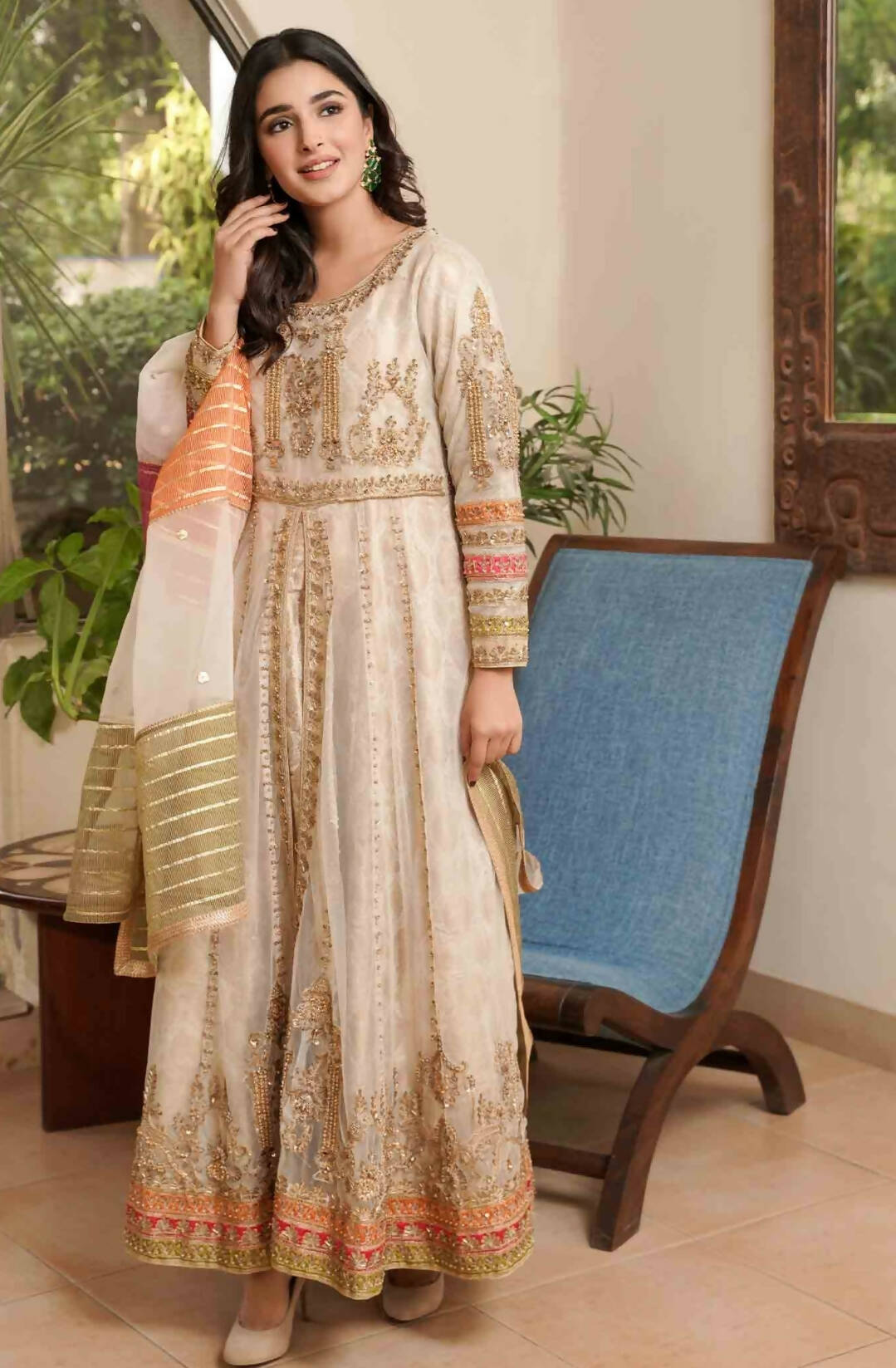 Luxury Suit | Women Frocks & Maxis | Large | Worn Once