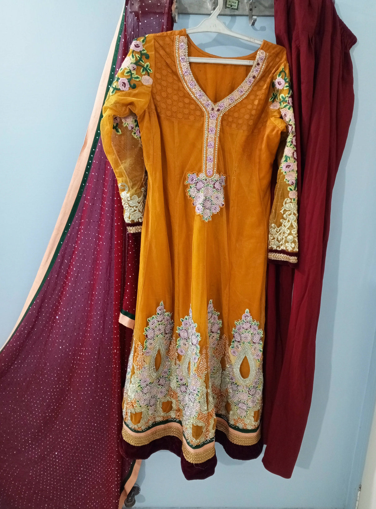 Stylish 3 PC Formal Suit | Women Locally Made Formals | Medium | Preloved