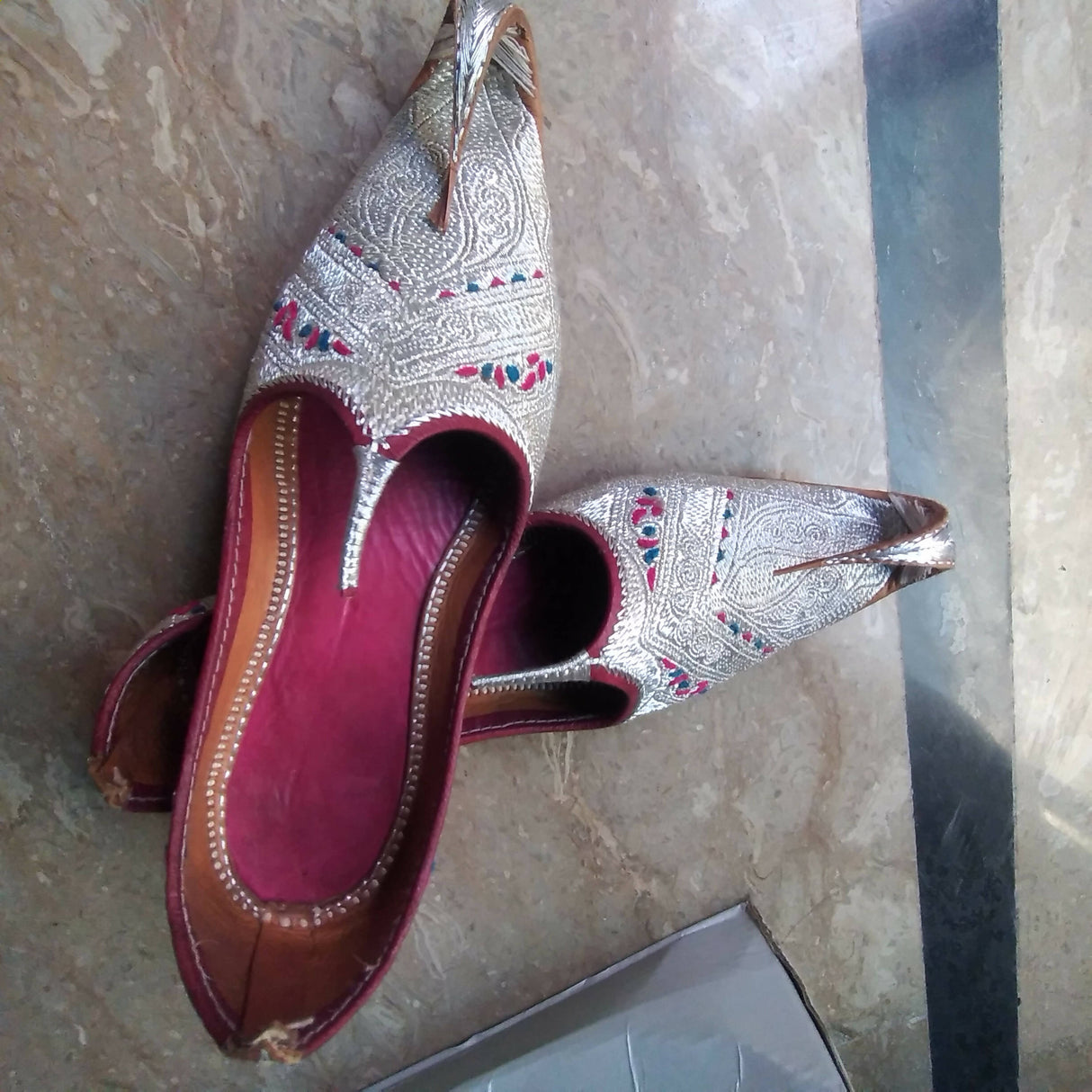 Unisex Silver khusa (Size: 38 ) | Women Shoes | Men Shoes | New