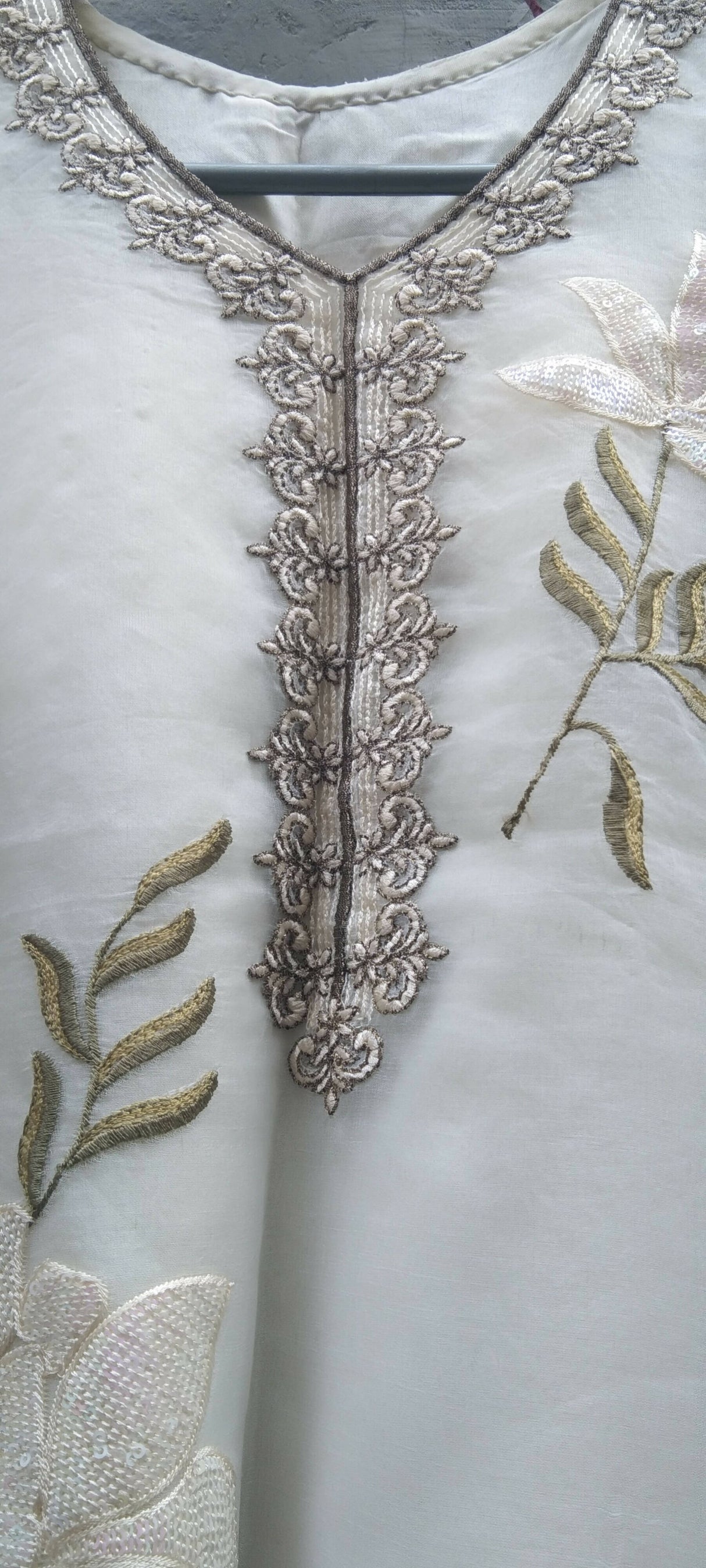 White Fancy white organza suit | Women Formals | Medium | Worn Once