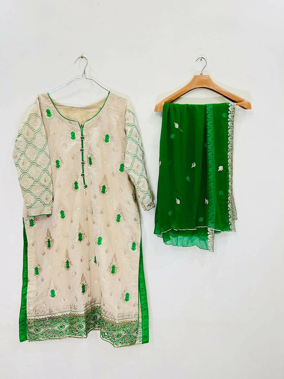 Green Party wear Suit | Women Locally Made Formals | Large | Worn Once