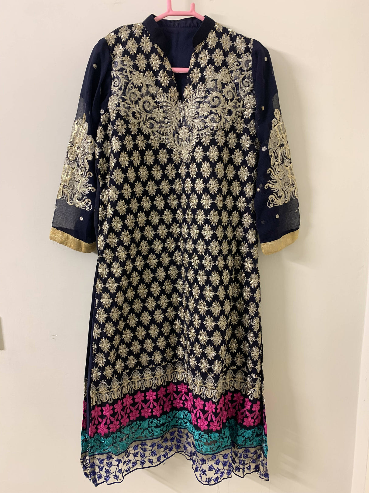 Embroidered Suit | Women Locally Made Formals | Small | Preloved