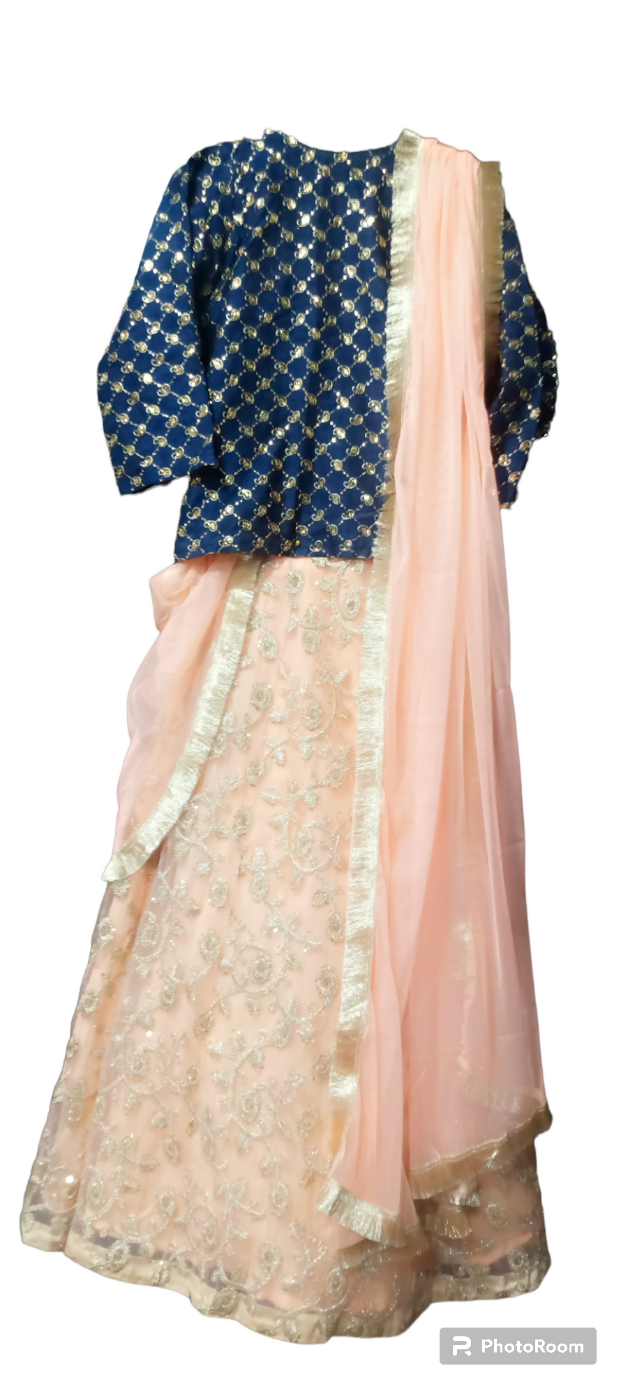 دوپٹہ کے ساتھ لہنگا کورتی (سائز: ایم) | لڑکیوں کے اسکرٹ اور کپڑے | ایک بار پہنا۔