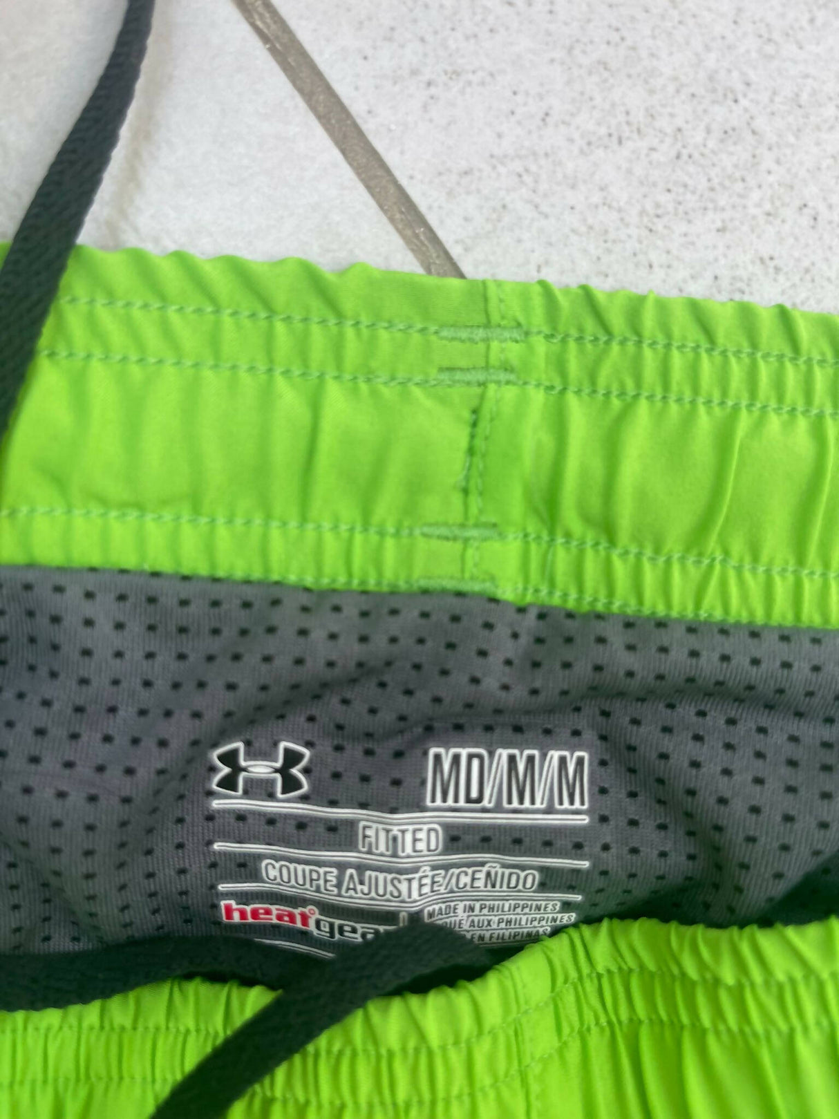 Under Armour | Green Men Shorts | Men Jeans & Bottoms | Medium | Preloved