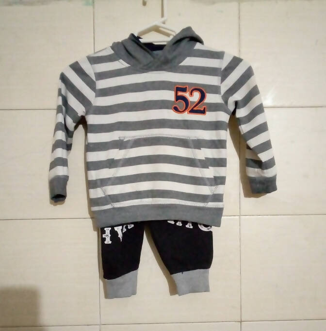 Boys Hoodie & trouser Suit | Kids | Boys Tops & Shirts | Size: 3-4 Years | Preloved