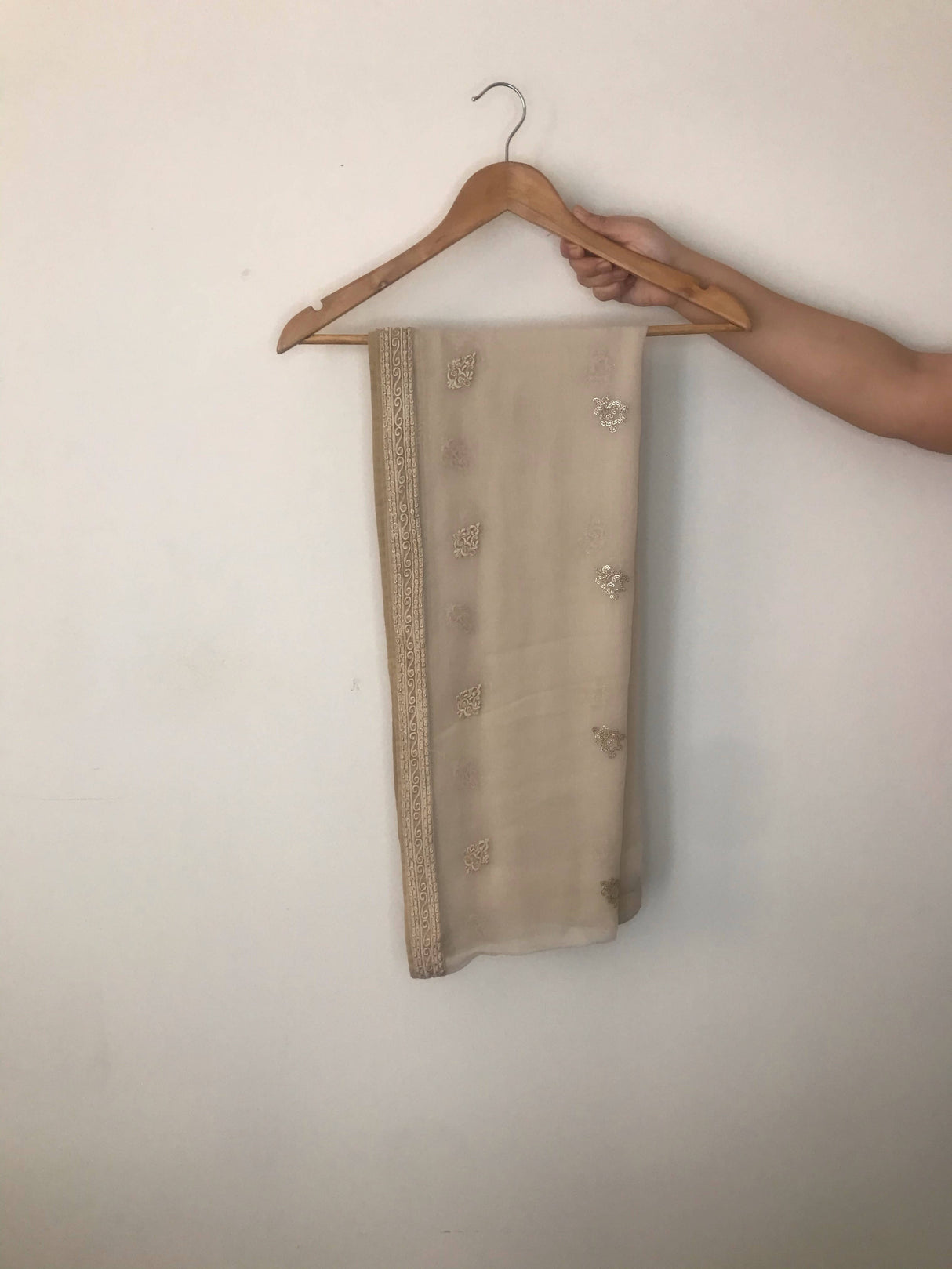 Embroidered Raw Silk & Chiffon Suit | Women Locally Made Formals | Medium | Preloved