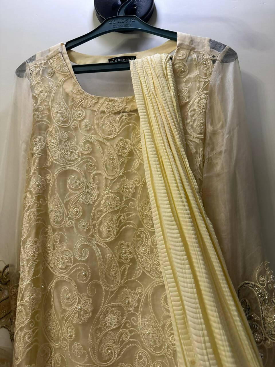Dhanak | Beige 3 Pc Suit | Women Branded Formals | Medium | Preloved