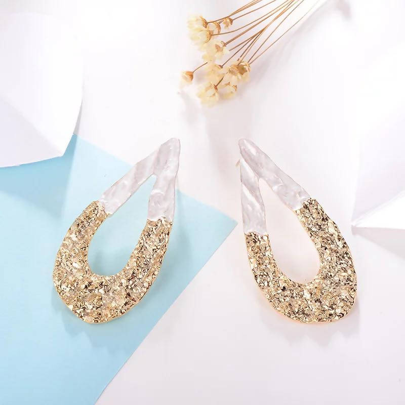 Gold Drop Shaped Earrings | Women Jewelry | Medium | New