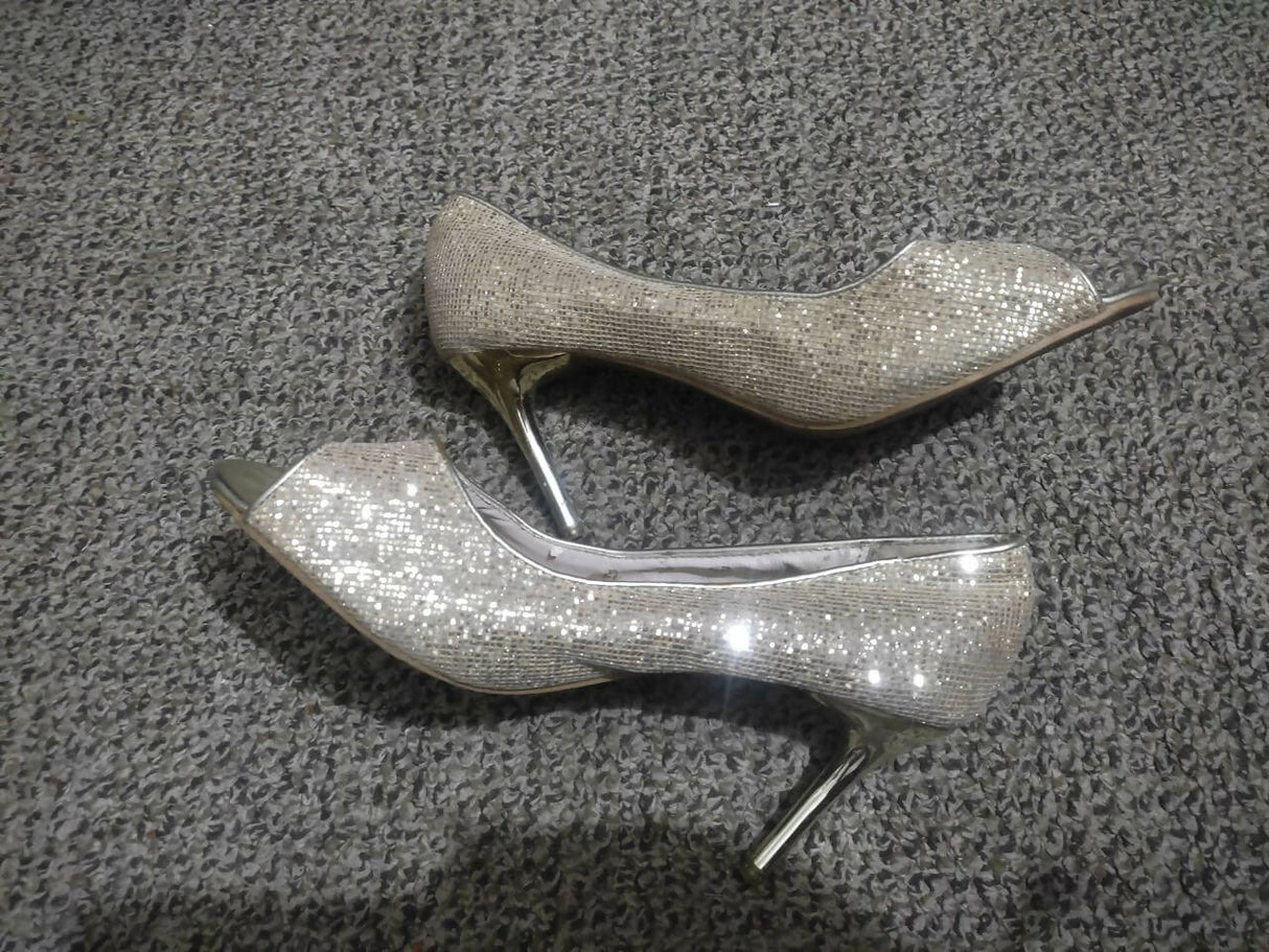 Fancy Shiny Heels | Women Shoes | Size: 39 | Preloved