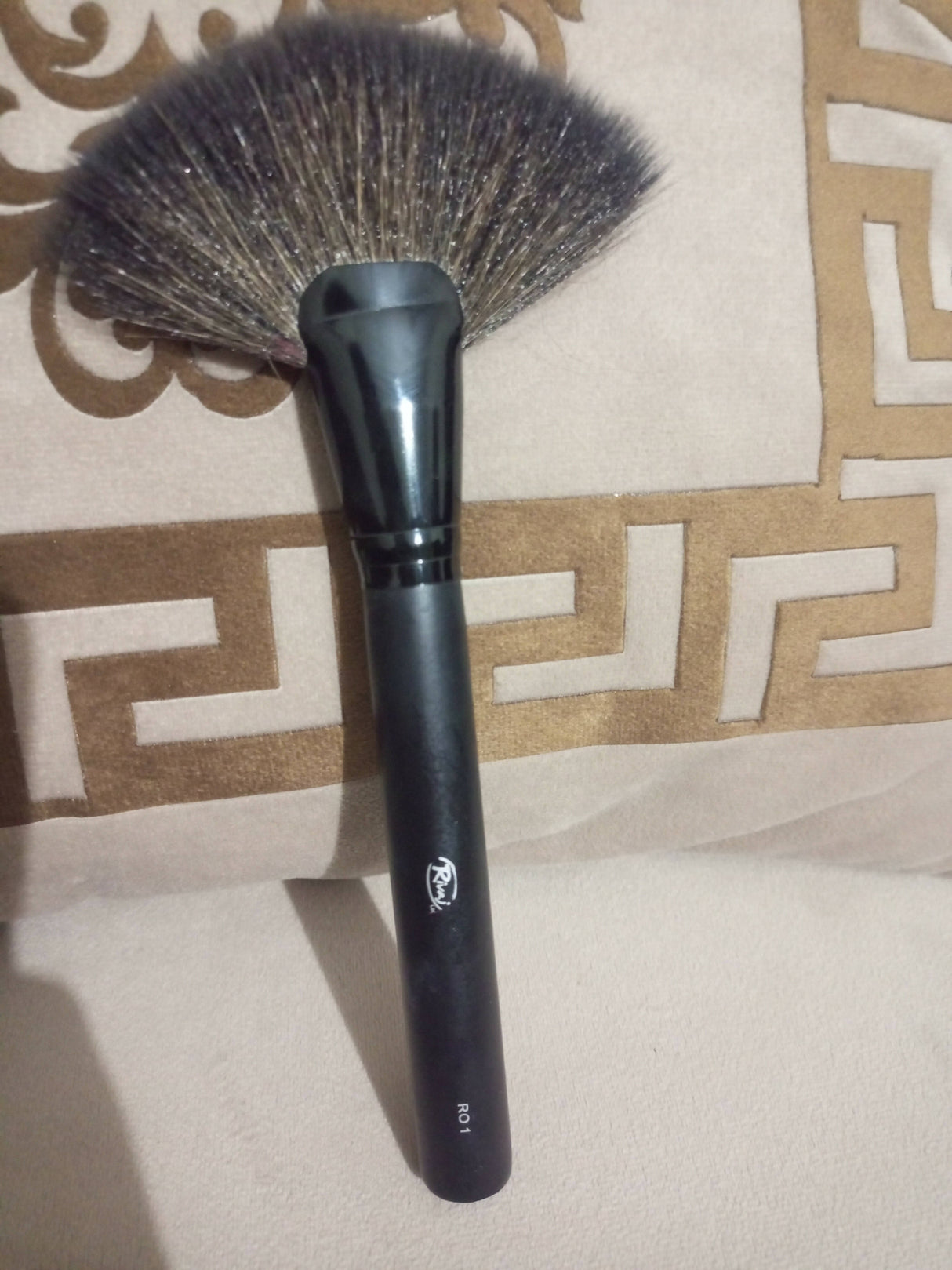 Rivaj uk | RO 1 FAN Contour Brush |Women Beauty| Face | New