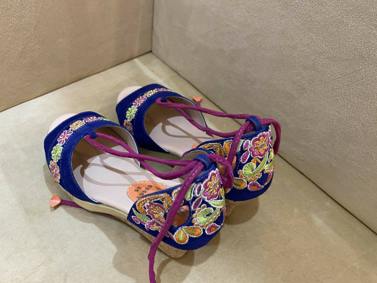 Stylo | Women Shoes | Heels | Size: 35 | Worn Once