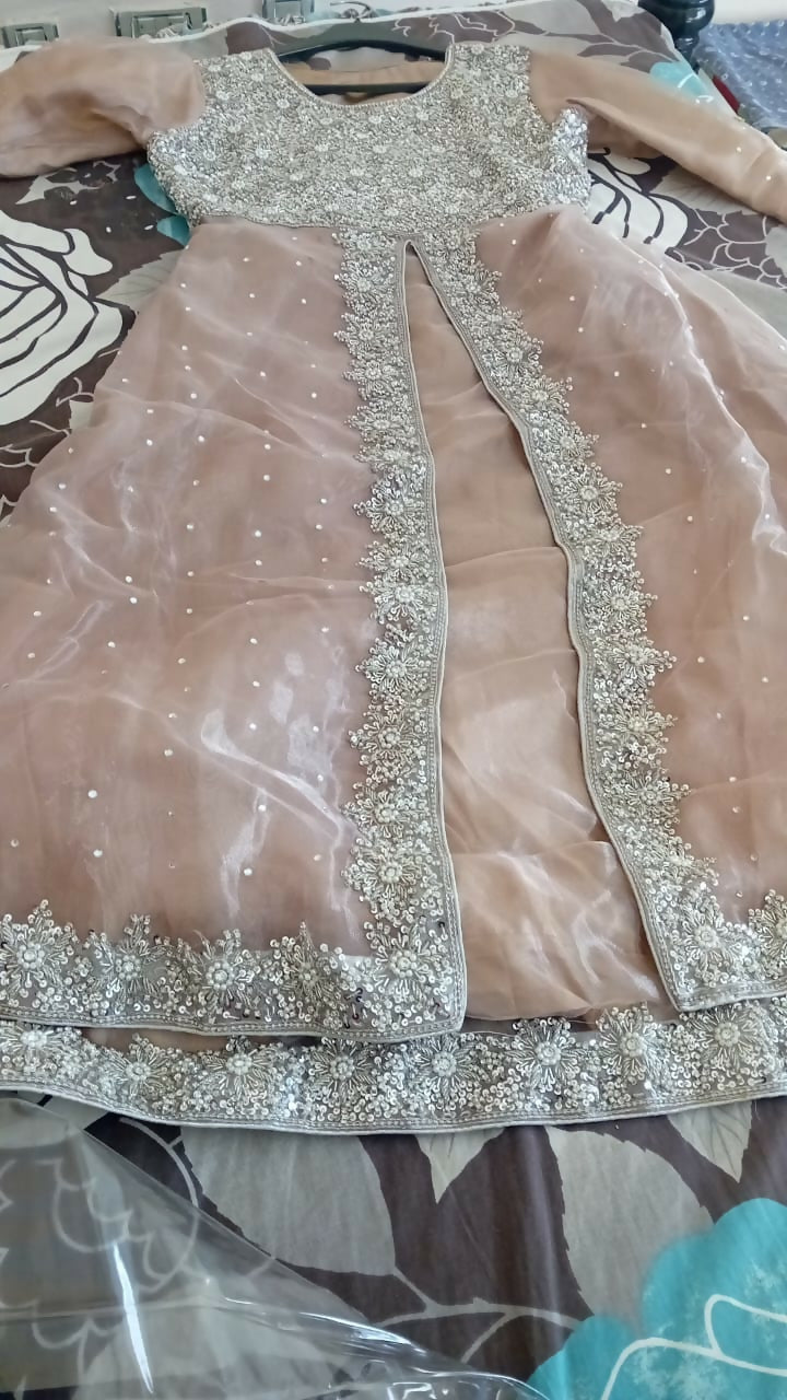 948162B2-D7F1-48CA-A6FF-6EDCBF446699