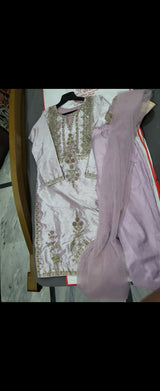 Silk 3Pcs Suit | Women Locally Made Formals | Medium | Preloved