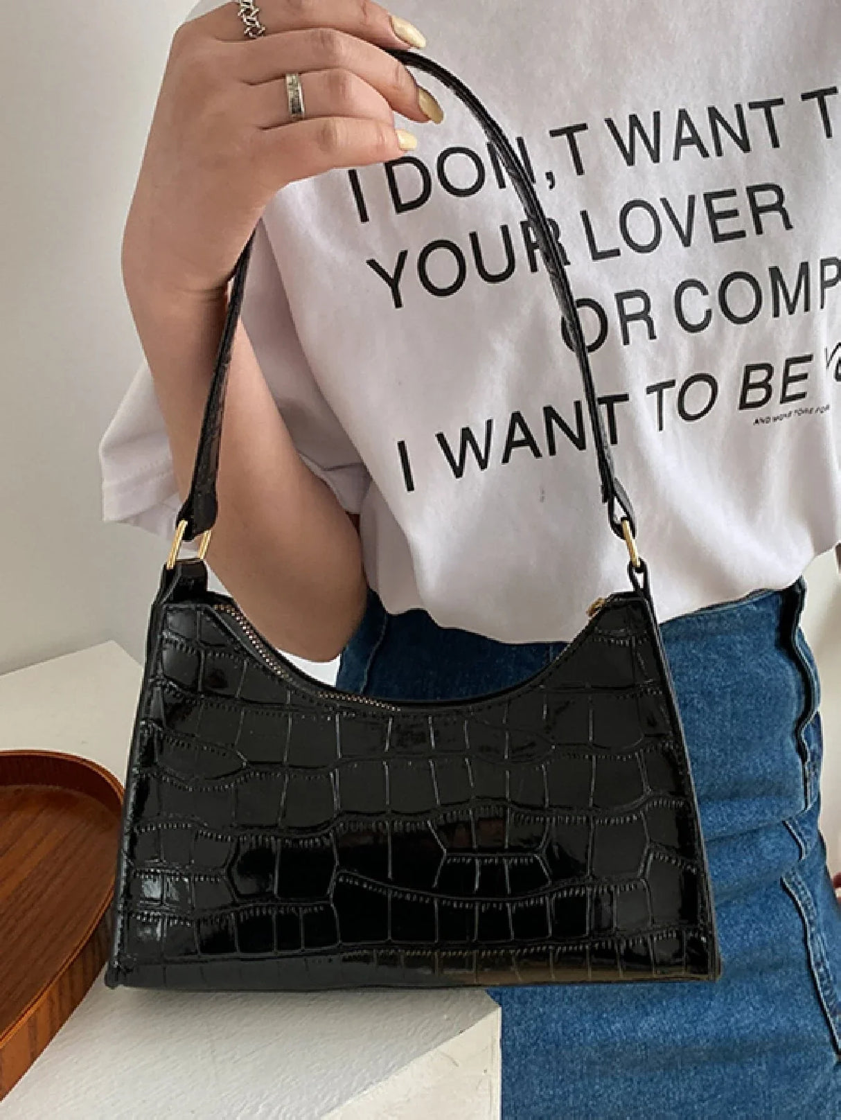 Buy SHEIN Crocodile Embossed Shoulder Bag, Fashion Retro Zipper Bag Casual Waterproof Handbag in Pakistan