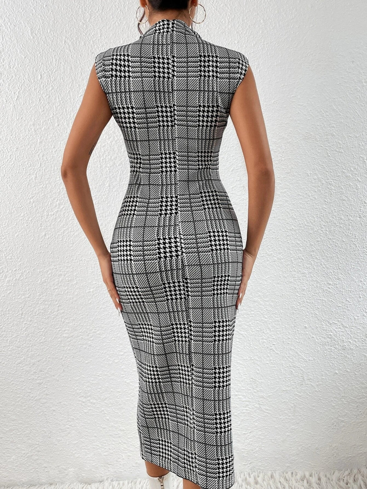 Buy SHEIN Privé Houndstooth Print Mock Neck Sleeveless Bodycon Dress in Pakistan