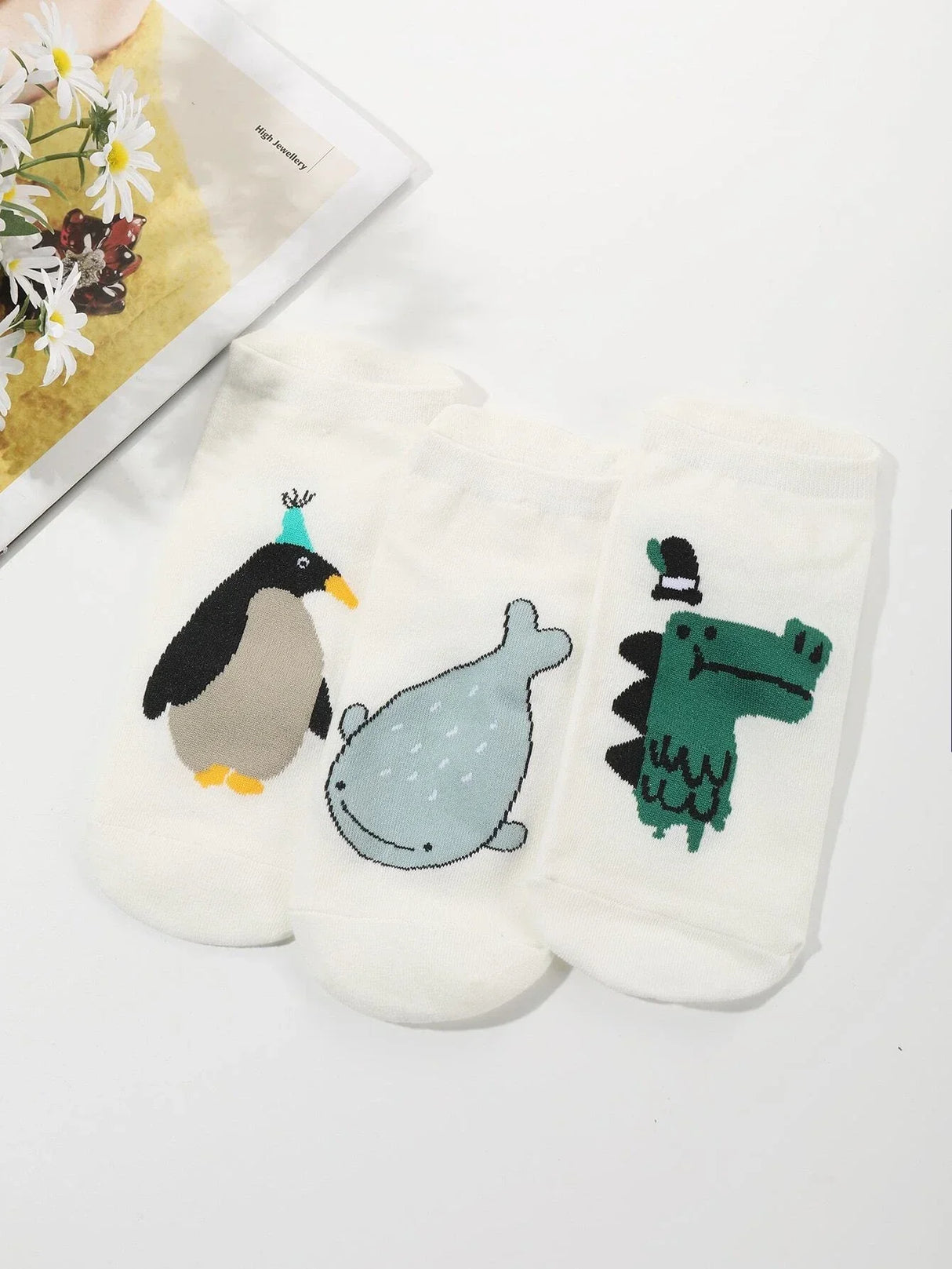 Buy Shein 3pairs Cartoon Graphic Ankle Socks in Pakistan