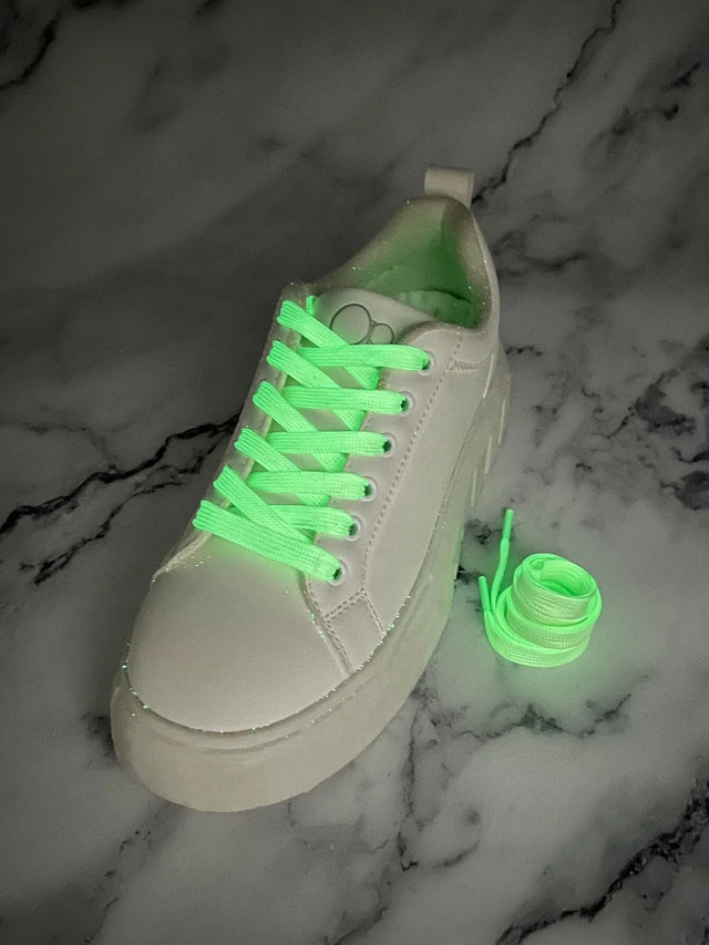 Buy SHEIN 1pair Glow-in-the-dark Shoelaces, Polyester Fashion Accessories in Pakistan