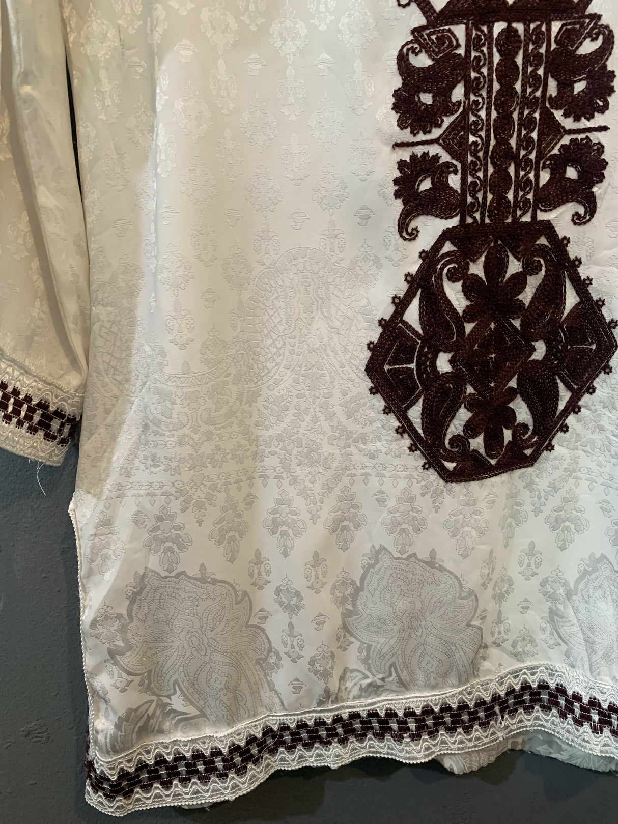 Embroidered Silk White Kurta | Women Locally Made Kurta | Medium | Worn Once
