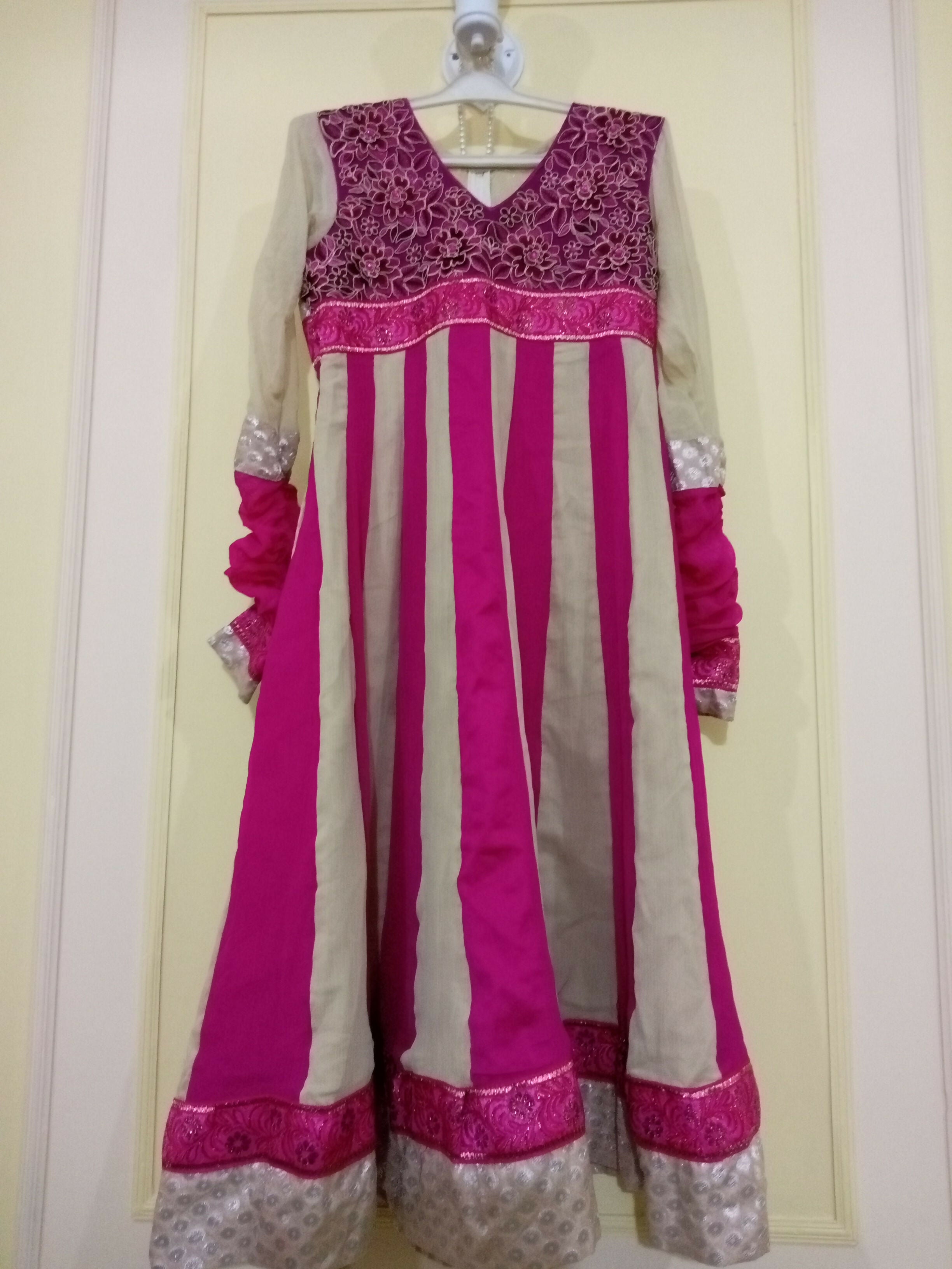 Beautiful Anarkali Frok Suit | Women Locally Made Formals | X Small | Preloved