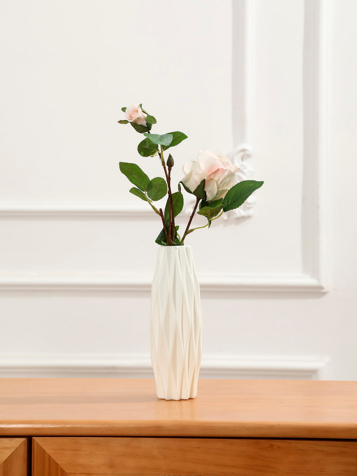 Buy SHEIN Geometric Plastic Flower Vase in Pakistan