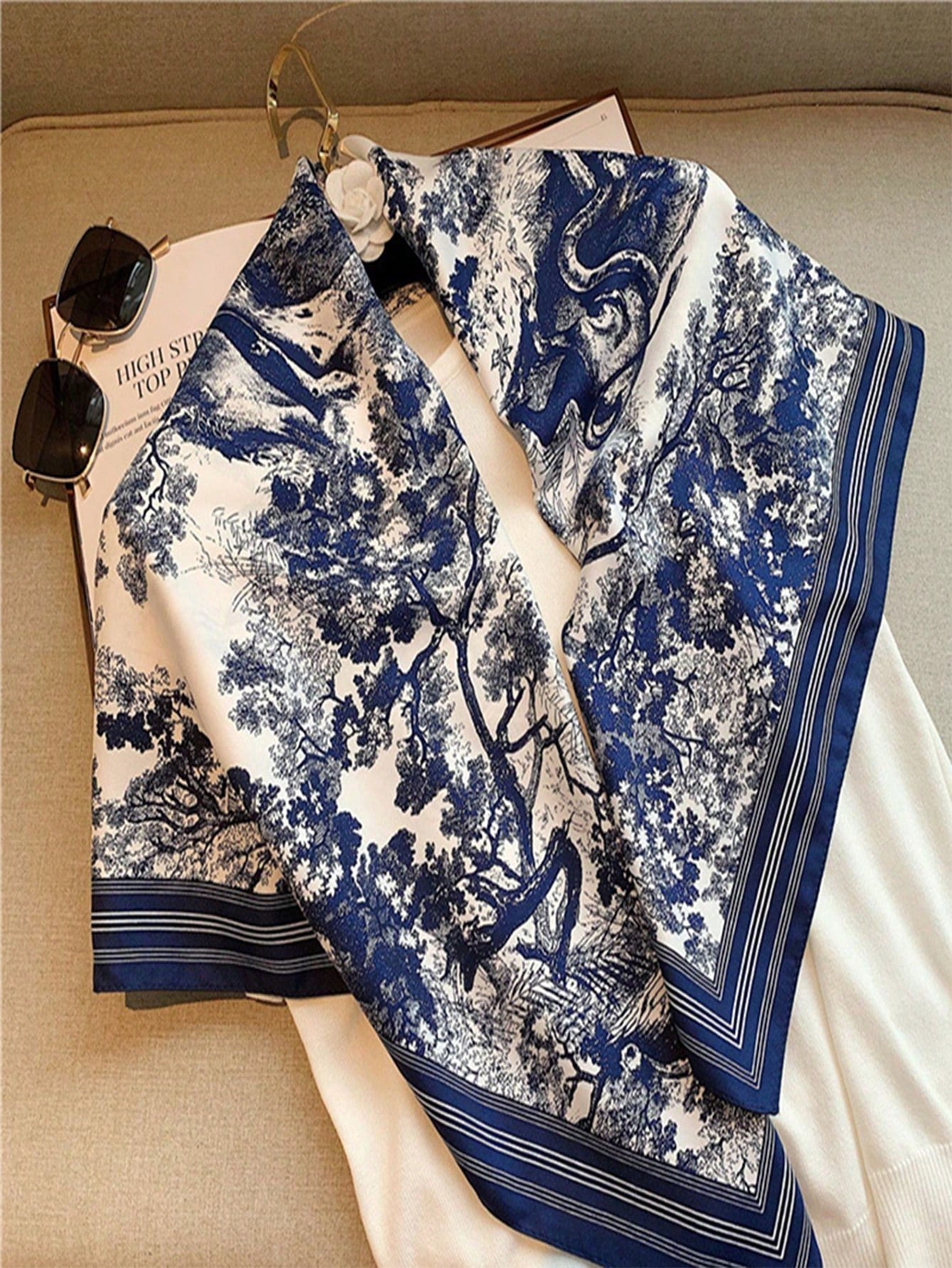 Buy SHEIN 1pc Women Tree Pattern Fashion Scarf For Daily Life for women in Pakistan