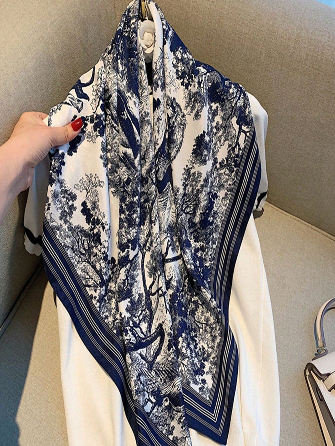 Buy SHEIN 1pc Women Tree Pattern Fashion Scarf For Daily Life for women in Pakistan