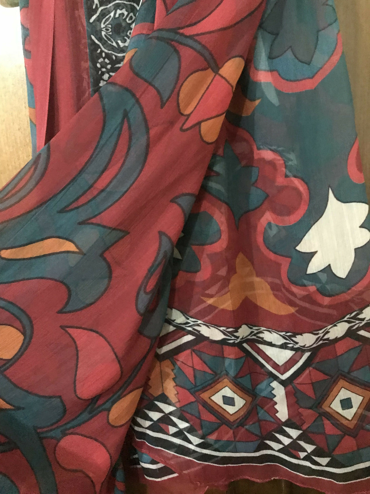 20D77F34-F4B2-4861-9EE9-220D71E34104