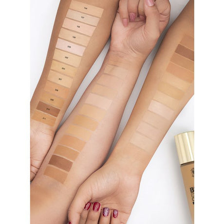 Buy Mikyaji 22K Long Wear Foundation in Pakistan