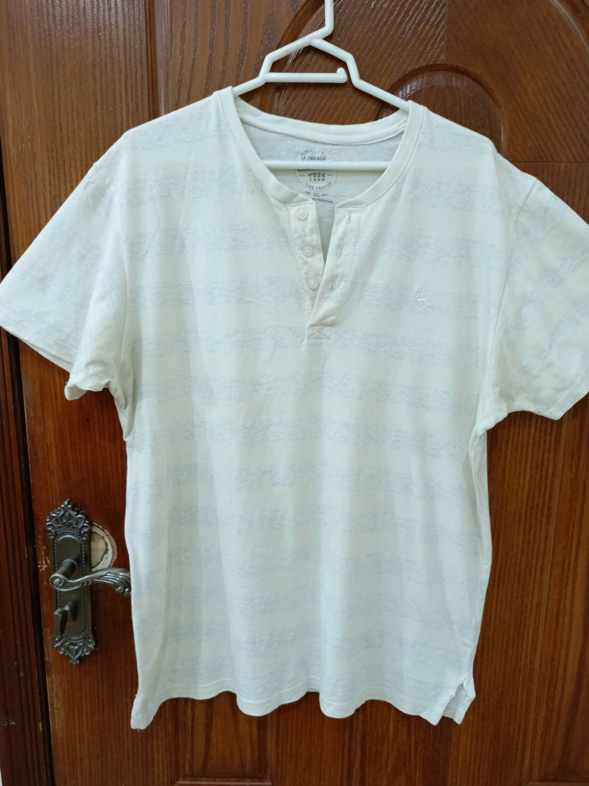 Stone Age | Men Shirts & Tops | White | XLarge | Preloved