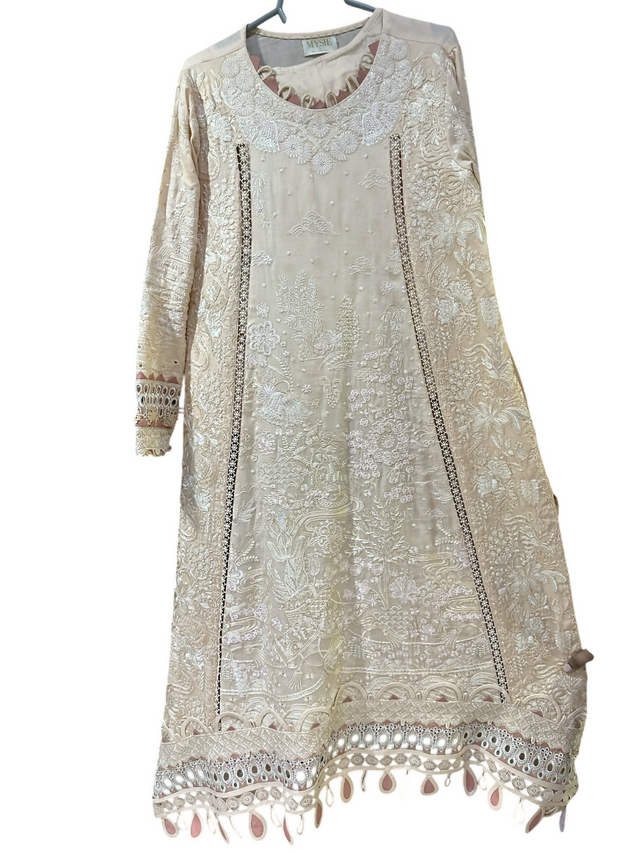 7AF0ez3fGW-Photoroom