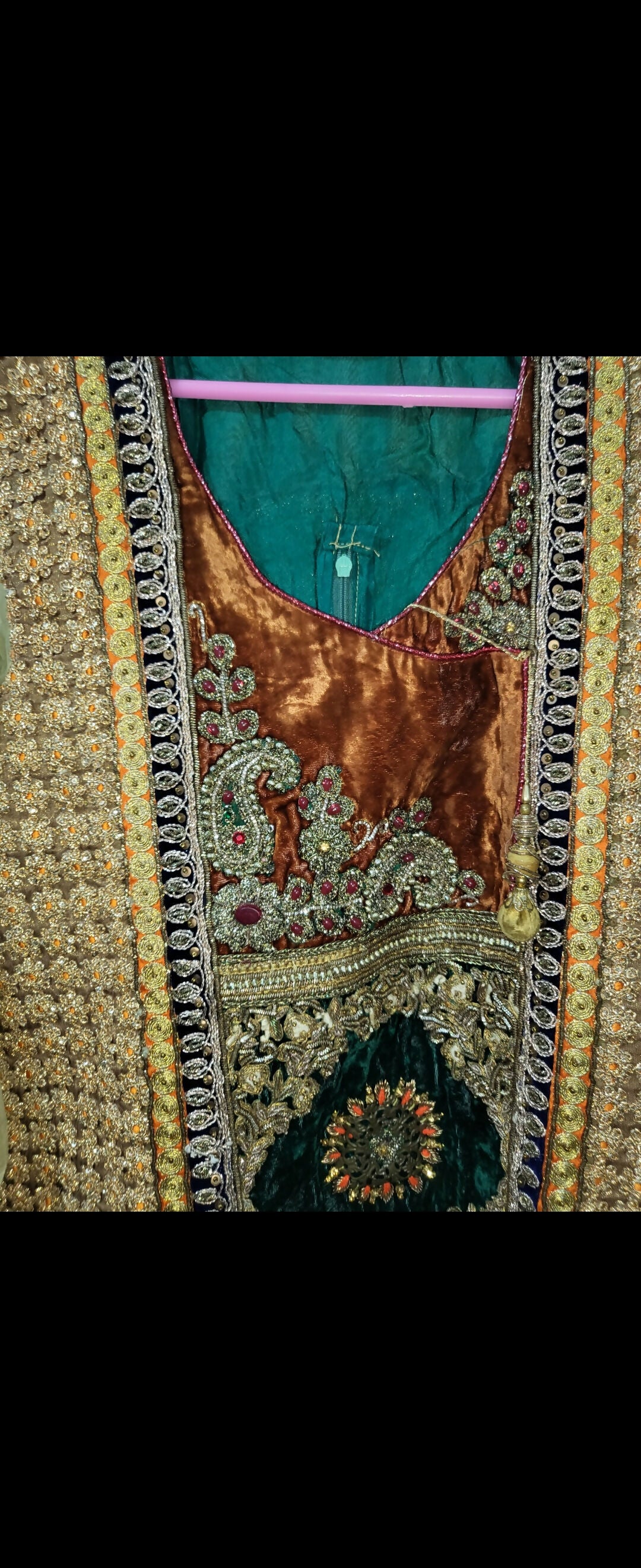 Short Embroidered Shirt | Women Locally Made Formals | Large | Preloved