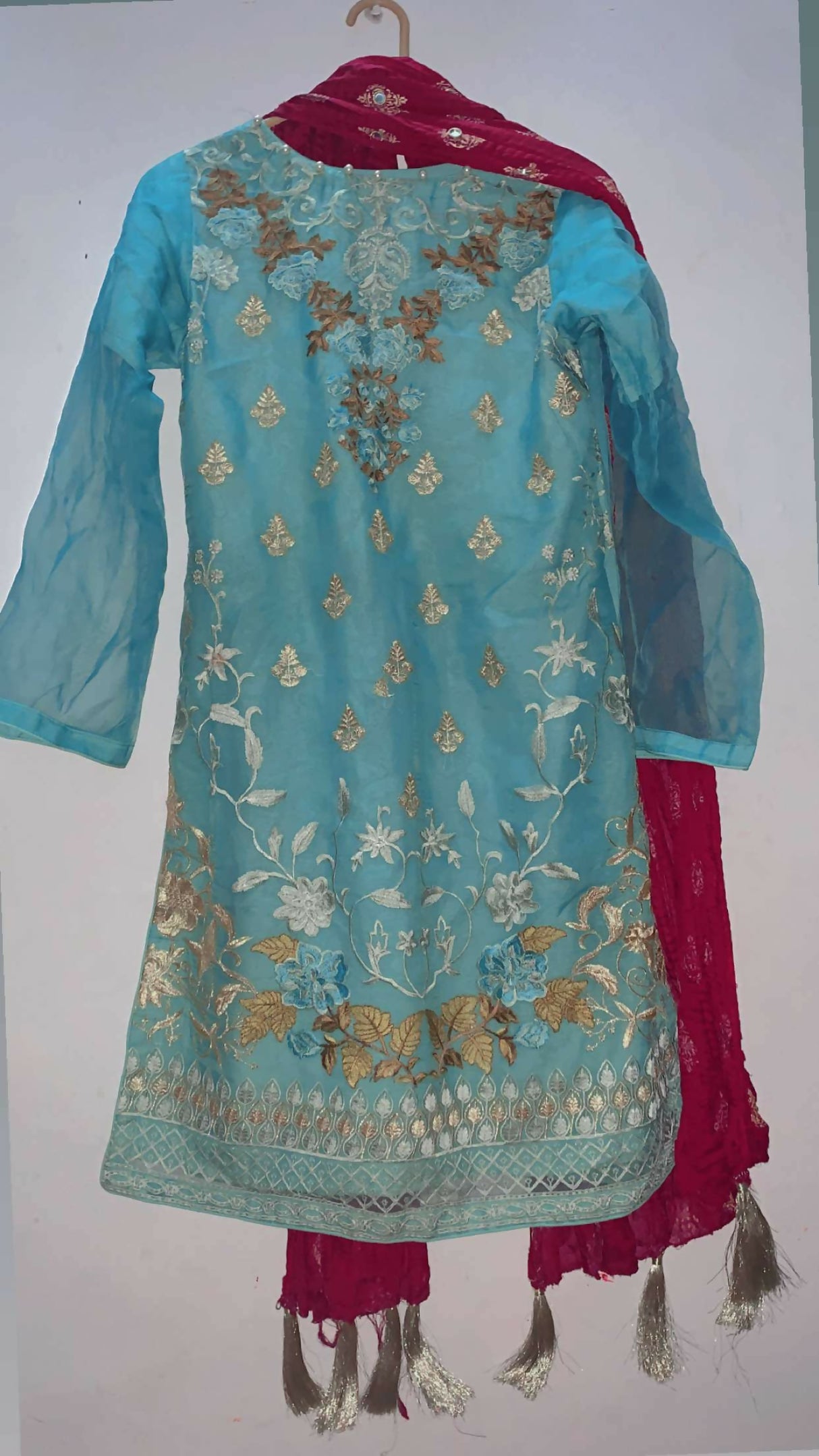 Embroided 2Pcs | Women Locally Made Formals | Medium | Preloved