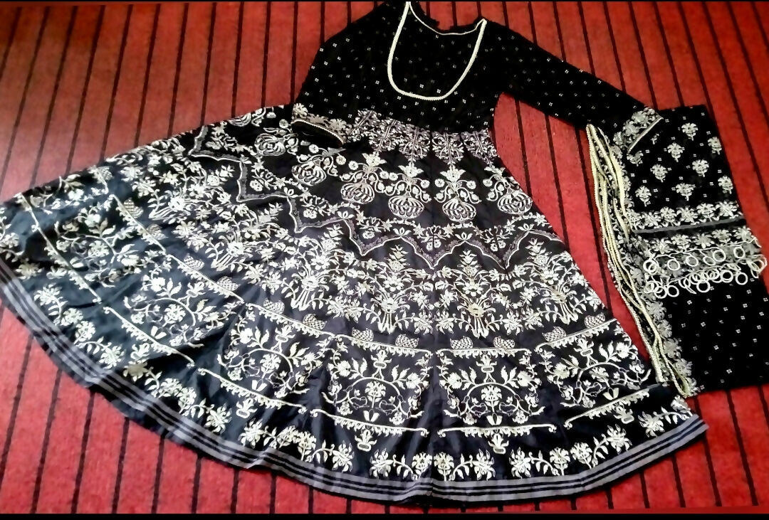 Junaid Jamshed | Women Froks & Maxis | Medium | Worn Once