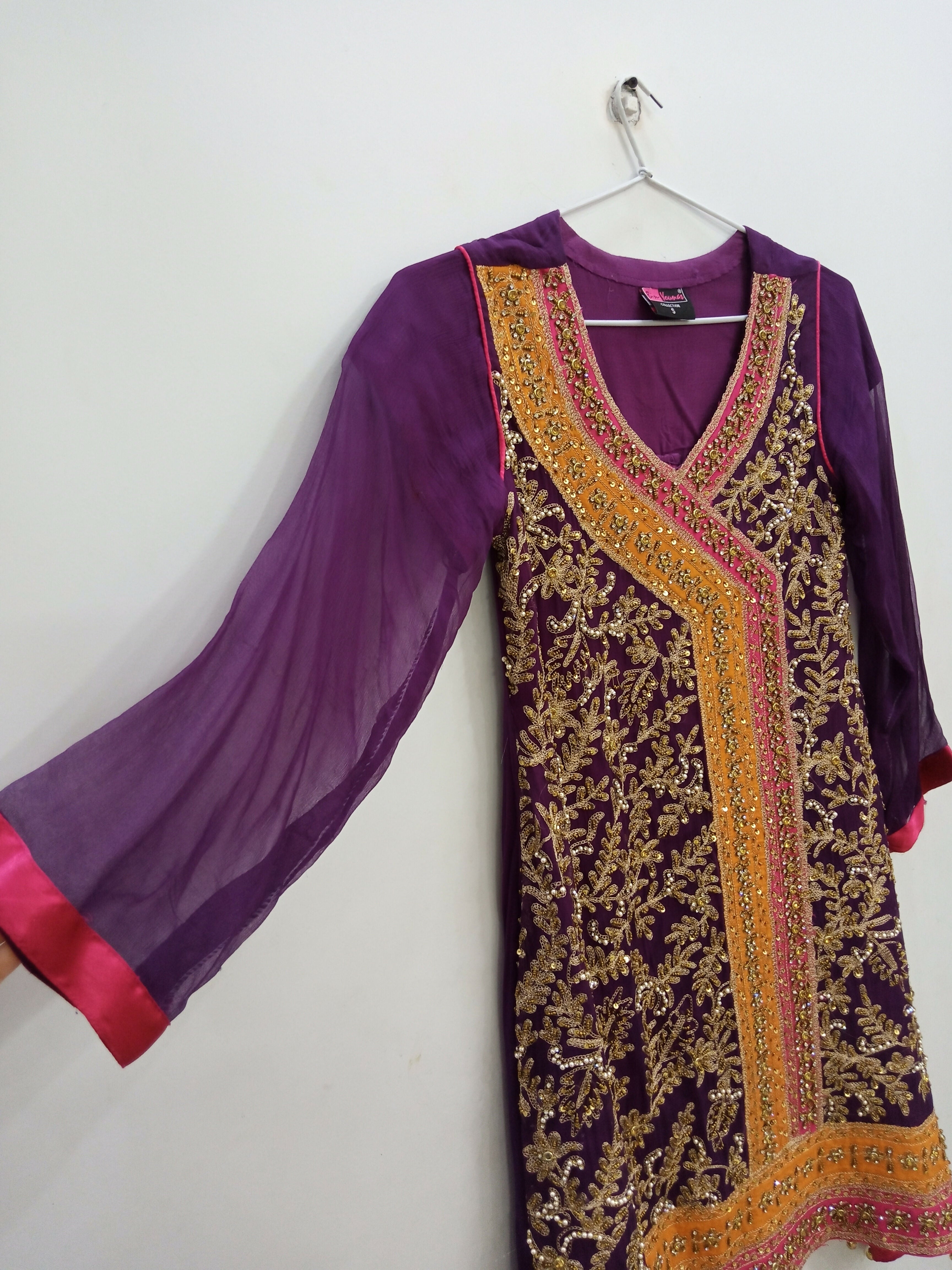 Purple Angharka with Shocking Pink | Women Locally Made Formals | Large | Preloved