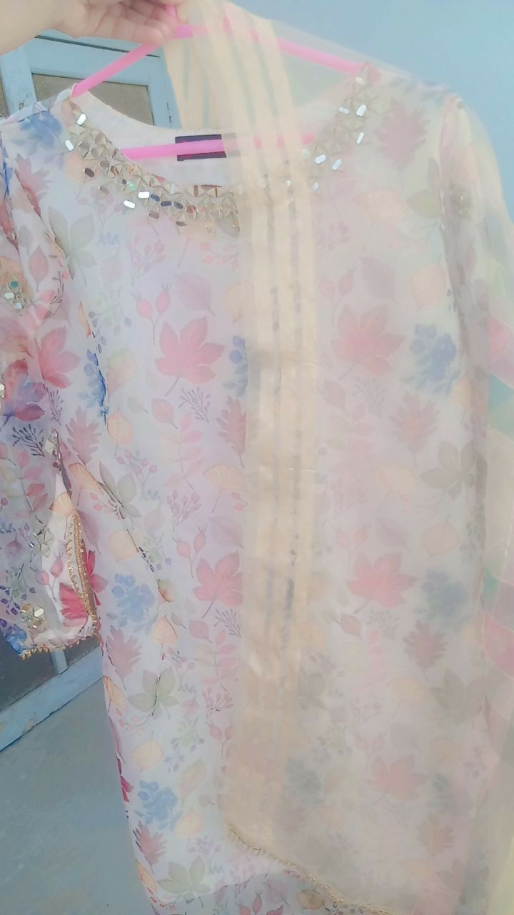 Digital Floral Leaf Prints & Mirror/Gotta-Patti Suit | Women Locally Made Formals | Medium | White | Worn Once