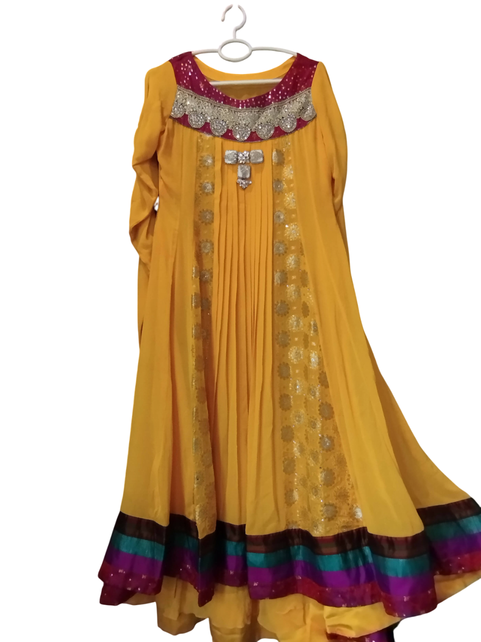 Rizwan Moazzam | Party Wear Long Tail Suit | Women Branded Formals | Medium | Preloved