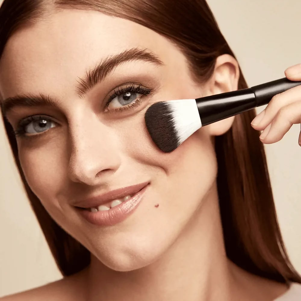 Oriflame | The ONE Blush Brush | Women Beauty | Face | Brand New