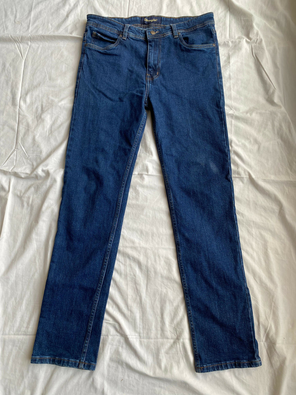 Wrangler | Blue Denim Jeans | Men Jeans & Bottoms | Size: 32–34 | Preloves