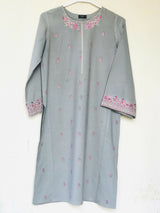 Saya | Women Branded Kurta | Small | Preloved