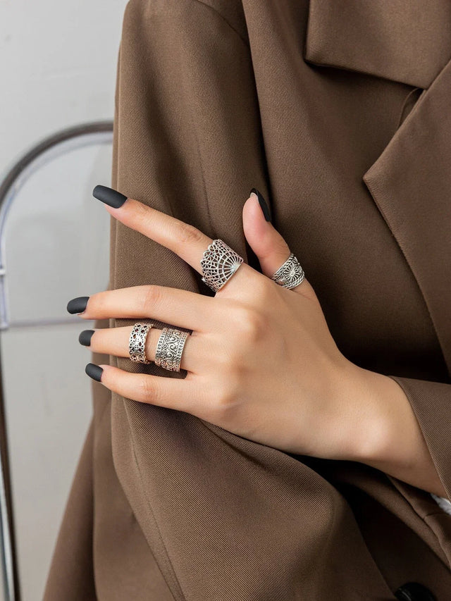 Buy SHEIN 4pcs/set Textured Metal Ring in Pakistan