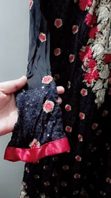Black Embroidered Kurta | Women Locally Made Kurta | Large | Preloved