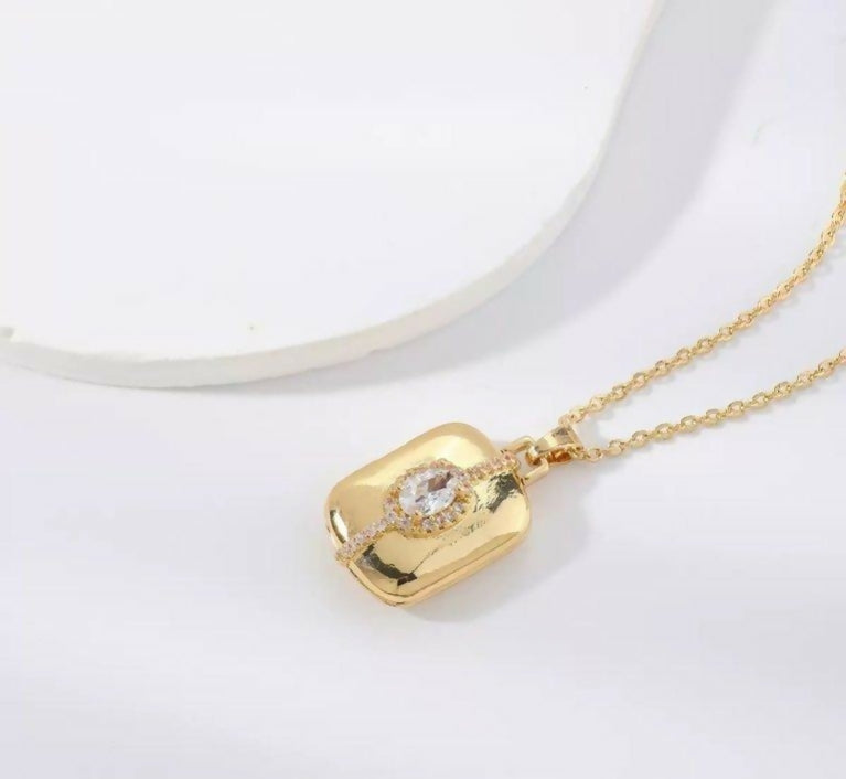 Oval Pendant-00736 | Women Jewelry | Necklaces & Pendants | Brand New