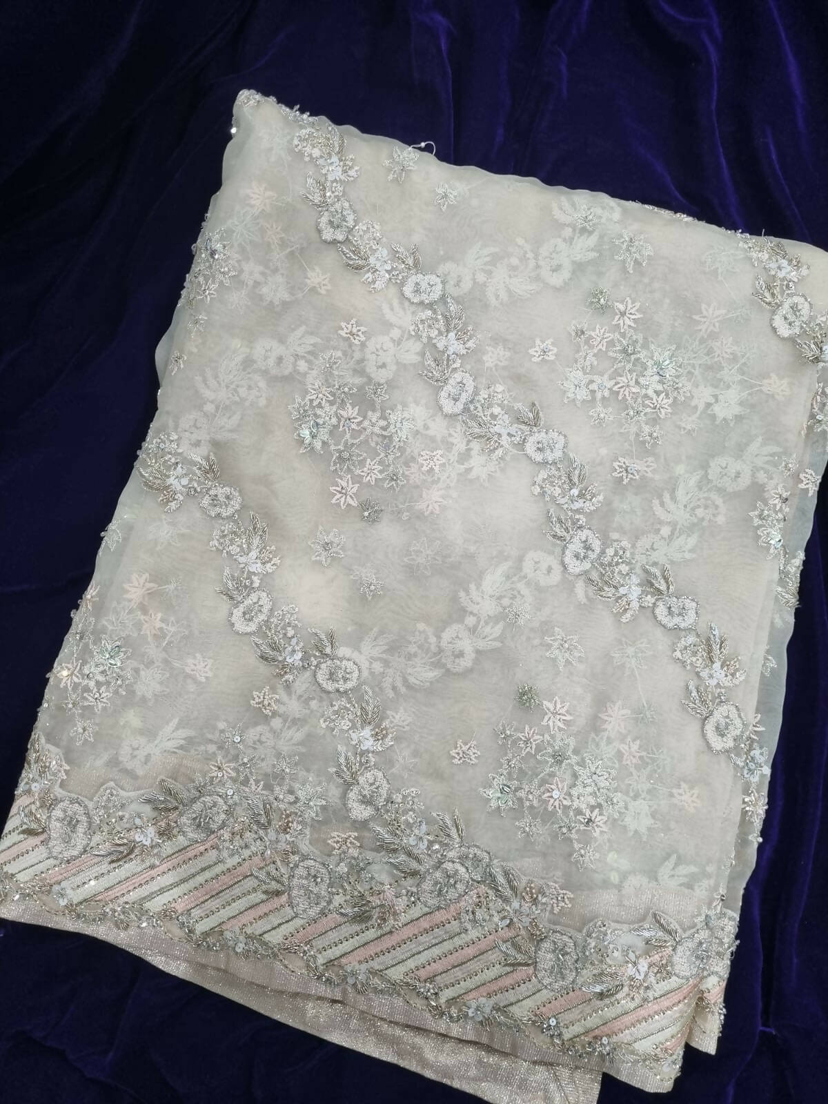 Suffuse Bridal | Women Bridals | Small | Preloved