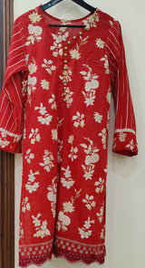 Red Lawn 2 Pcs | Women Locally Kurta | Medium | Preloved