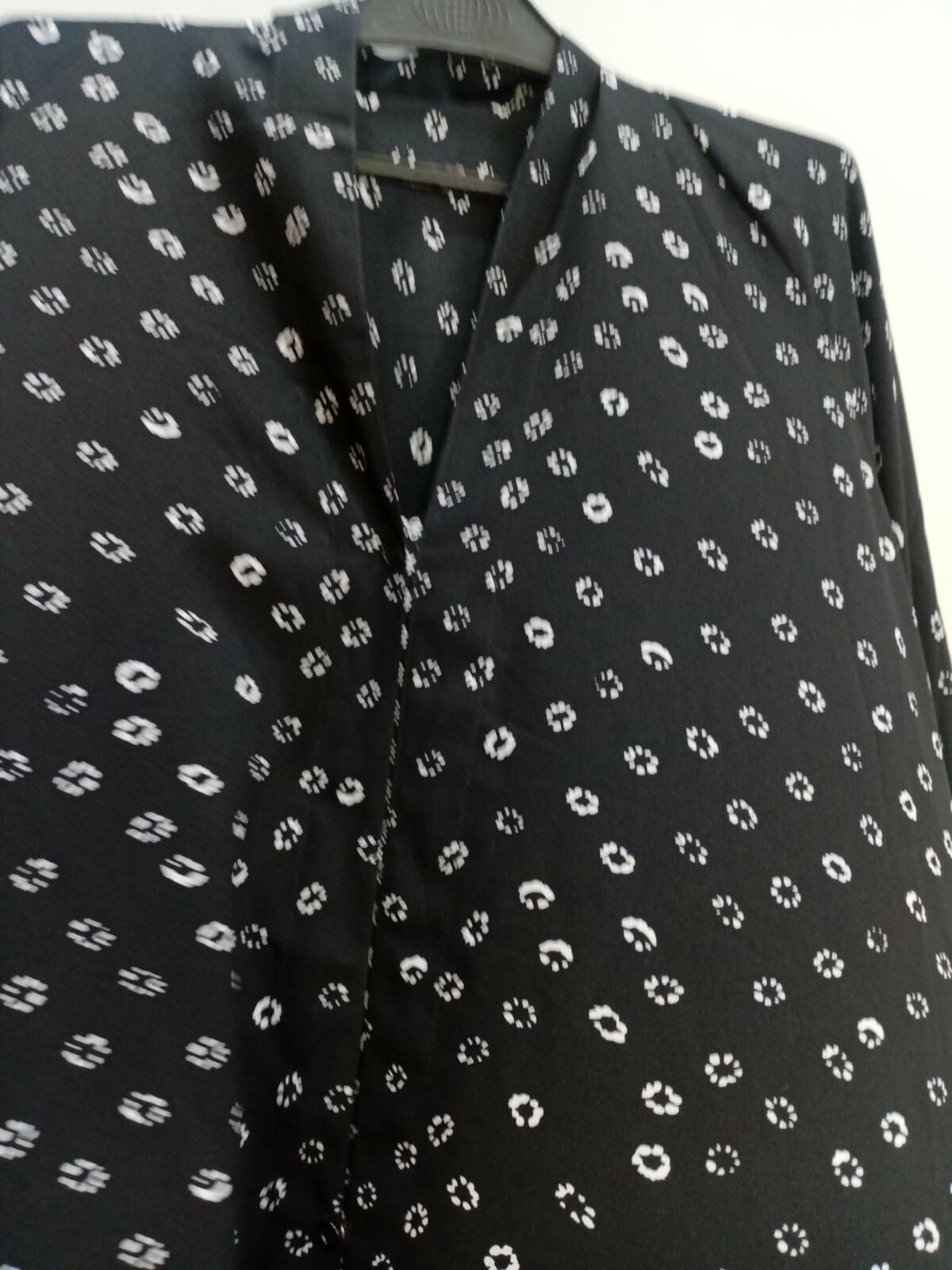 Black Printed Front Open Abaya | Women Accessories | Large | Brand New