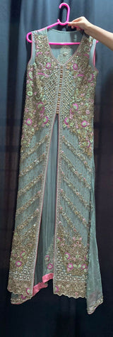 Elegant Beautiful Bridal Maxi | Women Bridals | Small | Worn Once