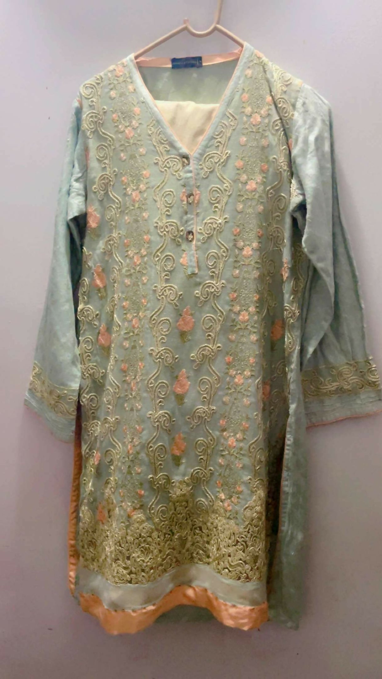 Women Embroidered Shirt | Women Locally Made Formals | Medium | Multicolor | Preloved
