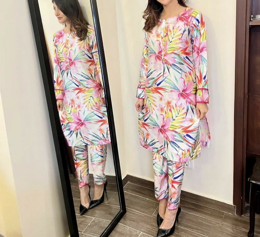 2 PC Silk Dress | Women Locally Made Kurta | Medium | Brand New