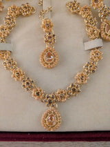 4 Piece Peach & Gold Floral Kundan Style Jewelry Set (With Box) | Women Jewelry | Neckaces & Pendants | Medium | Brand New